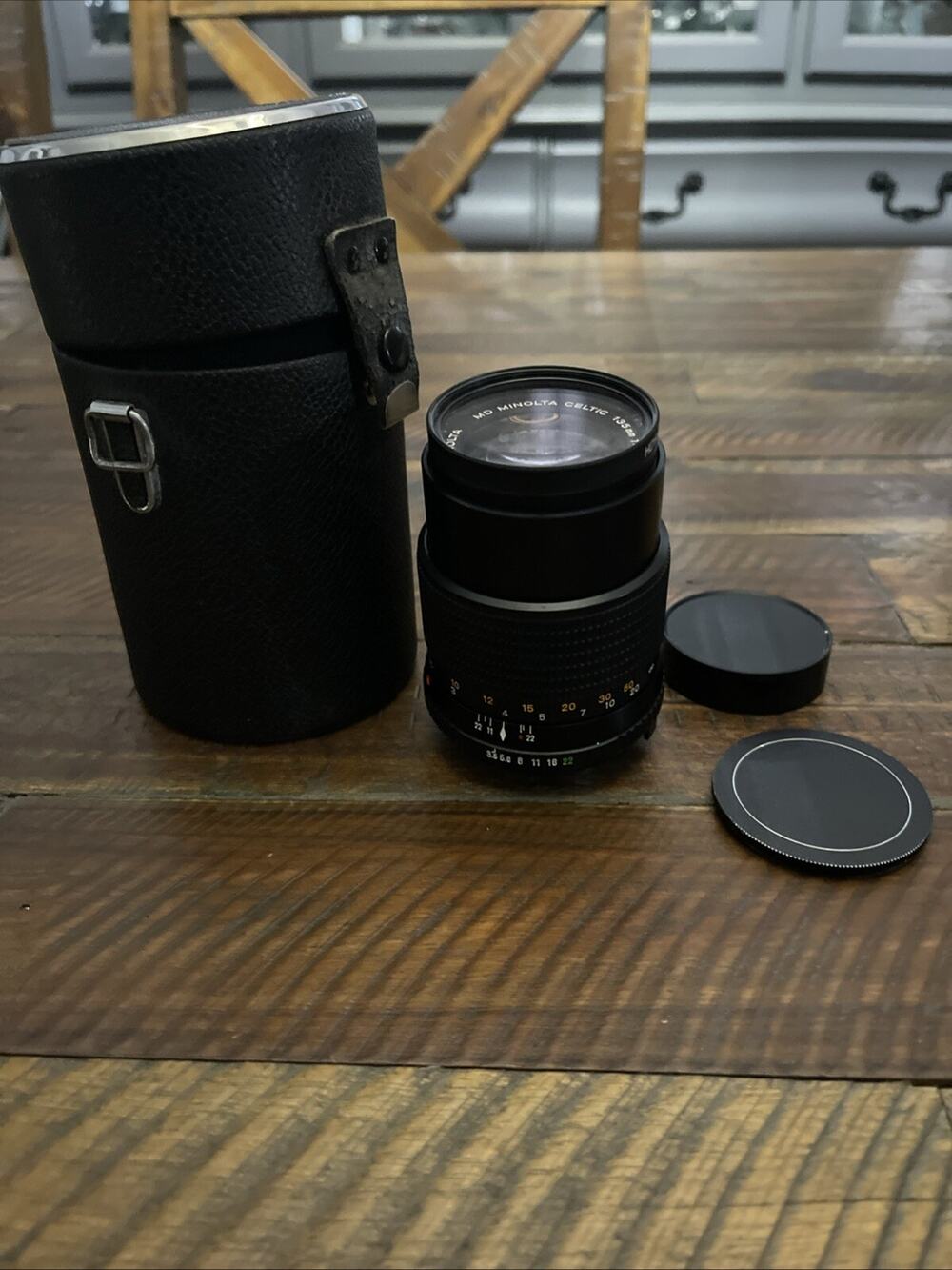 Minolta Celtic 135mm f/3.5 MD Lens W/ Hoya 49mm Skylight (1B) Japan
